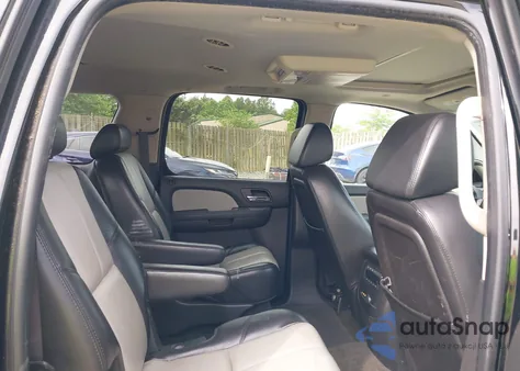 2007 Chevrolet Suburban 1500 Lt из США, поврежденный, VIN 3GNFK16387G224495